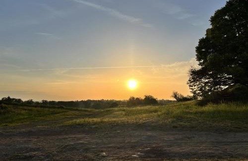 Mazirat House | Maison de ferme paisible avec vue sur vallée, draps inclus - FR-1-489-385