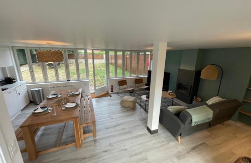 Pressagny-lʼOrgeuilleux House | Maison de campagne entièrement climatisée avec grand jardin