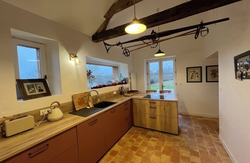 Mont des Avaloirs House | Maison de Campagne en Pleine Nature, Idéale Pour les Familles