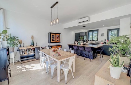 Costieres House | Maison de Maître Avec sa Tiny House, Piscine et Garage