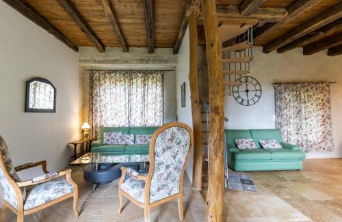 Auriac-du-Perigord House | Maison De Vacances Chêne