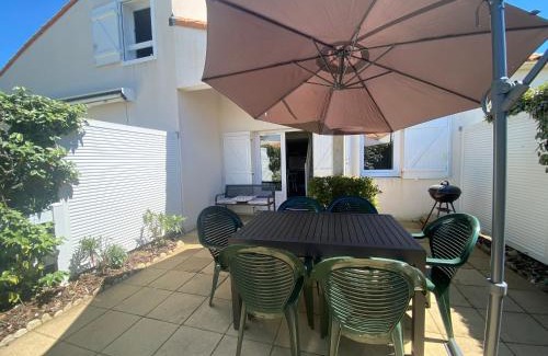 La Tranche-sur-Mer House | Maison de Vacances Proche Plage avec Piscine - 4 Pers, Terrasse, Parking - FR-1-22-369