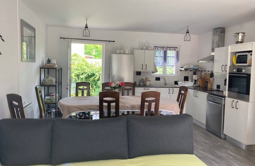 Chalette-sur-Loing House | Maison de Vacances à la Campagne en Famille ou Amis 8-10 Personnes 1h30 Paris