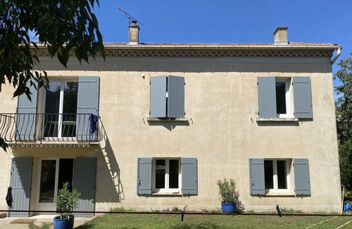 Maubec House | Maison de Vacances Avec Piscine en Plein Village du Luberon