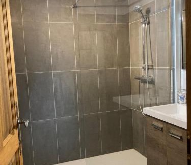 La Celle-sous-Gouzon Apartment | Maison de village de montagne