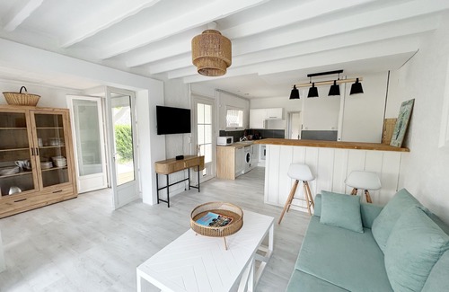 La Teste-de-Buch House | Maison de Ville Rénovée Avec Terrasse et Jardin