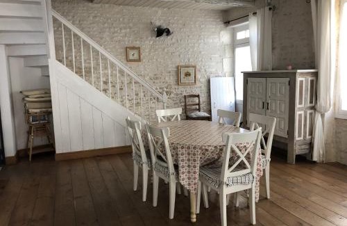 Le Chateau-d'Oleron House | Maison de ville confortable 200m de la mer