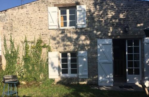 Mornac-sur-Seudre House | Maison de village et jardin , à Mornac sur Seudre