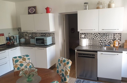 Garidech House | Maison de Village, Calme, Proche Commerces et à 20 min Centre Ville de Toulouse