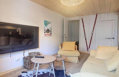 Matemale House | Maison de village spacieuse au calme