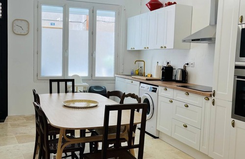 Sigean House | Maison de village Standing avec Patio idéale pour les familles