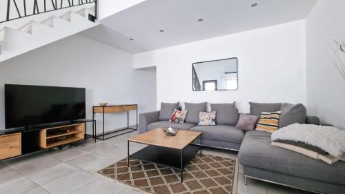 Bernis Apartment | Maison de ville, Jacuzzi,garage