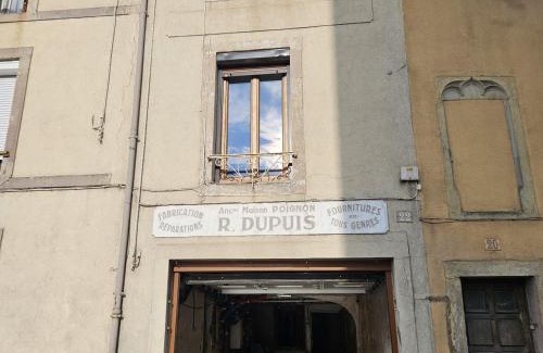 Epinal House | Maison de ville rénovée avec garage privatif à Épinal - FR-1-589-834