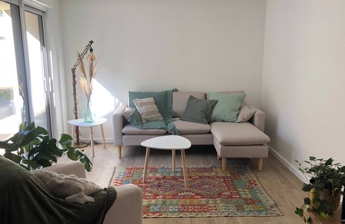 Orleans House | Maison de Ville Rénovée Avec Jardin Idéalement Située Proche Tram et Gares