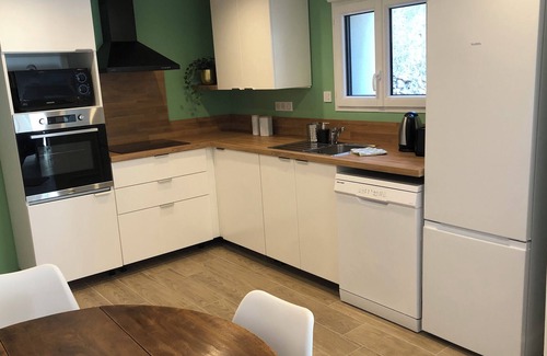 Orleans House | Maison de Ville Rénovée Avec Jardin Idéalement Située Proche Tram et Gares