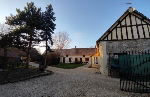 Vexin-sur-Epte House | Maison des Amis de Panilleuse (350m2, 23 PAX)