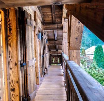 Saint-Jean-dʼAulps Ski Chalet | Maison Deux Cent