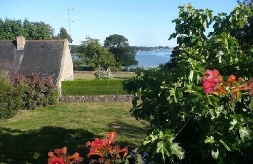 Arradon House | Maison du Pêcheur, Gulf view, large garden, wifi,