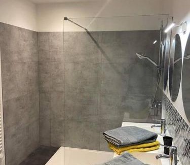 Andilly House | Maison en pierre à 15 min de LA ROCHELLE avec SPA