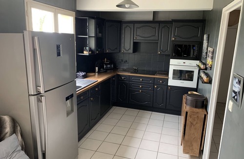 Esquay-Notre-Dame House | Maison Ensoleillée Sans Vis-à-vis Jardin Clos 700m2