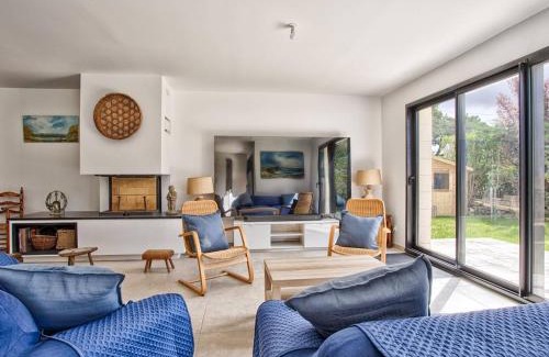 Merville-Franceville-Plage House | Maison Moderne et Spacieuse à 50m de la Plage pour 12 personnes - FR-1-788-86