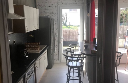 Saint-Georges-de-Didonne House | Maison Bord de Mer, 4 Personnes, Plage à Pied 450 m et Village à 700m