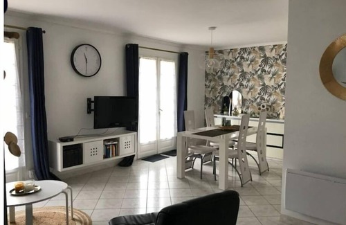 Saint-Vincent-de-Tyrosse House | Maison à 10 Minutes Dhossegor