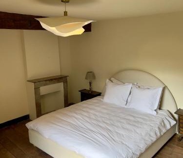 Champniers-et-Reillac Bed & Breakfast | Maison G.H.