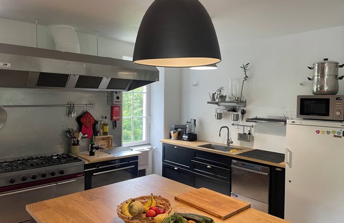 Antraigues-sur-Volane House | Maison Hélice - riverside gîte - Ardeche