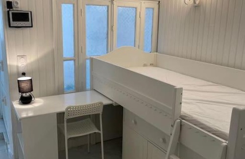 Antony House | Maison indépendante 7 minutes RER B