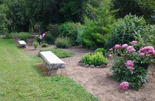 Bransat House | Maison indépendante avec jardin et cheminée - FR-1-489-38