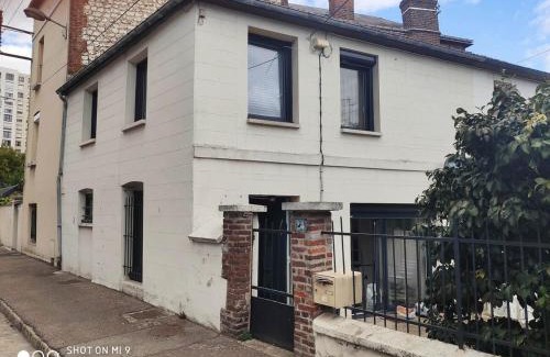 Quartier Saint-Clement - Jardin des Plantes Bed & Breakfast | Maison Jacquard chambre
