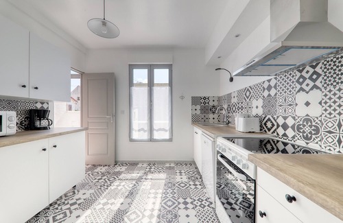 Esbly House | Maison Jules- 10 Personnes- 12 min Disneyland- 30 min Paris - Terrasse et Jardin