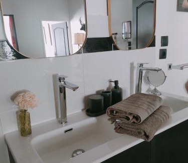 Guingamp Bed & Breakfast | Maison La Suite 27