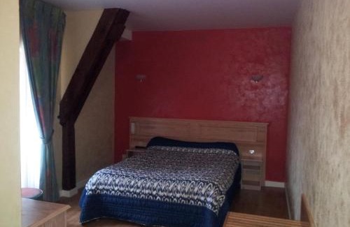 Saint-Beauzire Hotel | Maison Legate "Hôtel Le Baudiere & Spa"