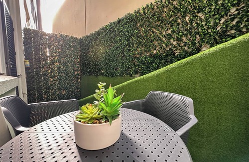 Auckland Central Business District Apartment | Maison Marvel l Enormous Loft Apt l Heart of City