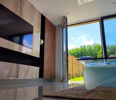 Bievres House | Maison moderne à Bièvres - Paris 12 kilomètres, Versailles 8 kilomètres