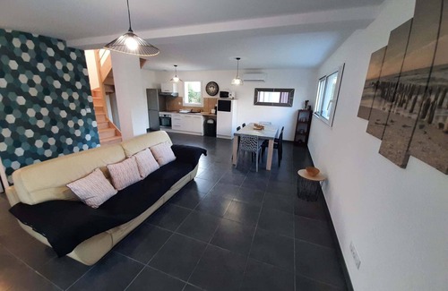 Tourville-sur-Odon House | Maison Neuve Tout Équipée