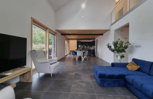 Saint-Legier-La Chiesaz House | Maison neuve indépendante louée spécialement pour les vacances