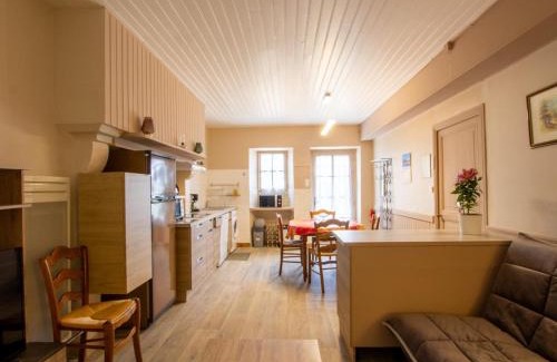 Cornille House | Maison périgourdine avec jardin, proche de Périgueux et Brantôme, idéale pour 4 personnes - FR-1-616-183