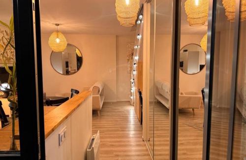 Angouleme House | Maison + parking privé au Cœur Angoulême 60m2