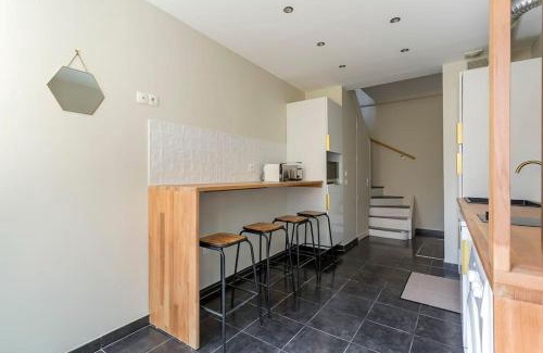 Sainte-Foy-les-Lyon Apartment | Maison Parmentier 10 min de Lyon