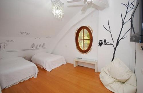 Sanyi House | Maison-Philo Homestay B & B