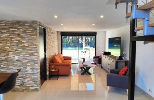 Camelas House | Maison piscine jeux à la campagne