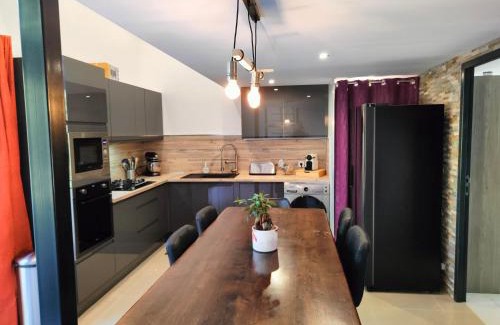 Camelas House | Maison piscine jeux à la campagne