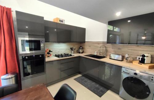 Camelas House | Maison piscine jeux à la campagne