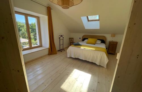 Arbois House | Maison près de la rivière