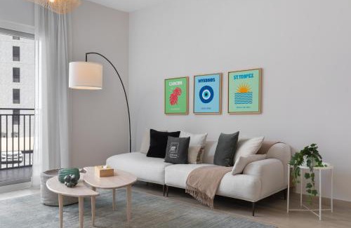 Abu Dhabi Apartment | Maison Privee - Relaxed Yas Island Living Near ALL Attractions