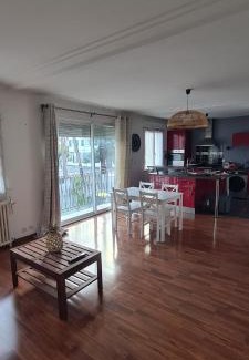 Saint-Herblain House | Maison proche centre ville Nantes