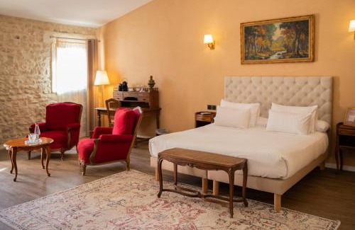 Solerieux House | Maison Roucas - Restaurant et chambres d'hôtes